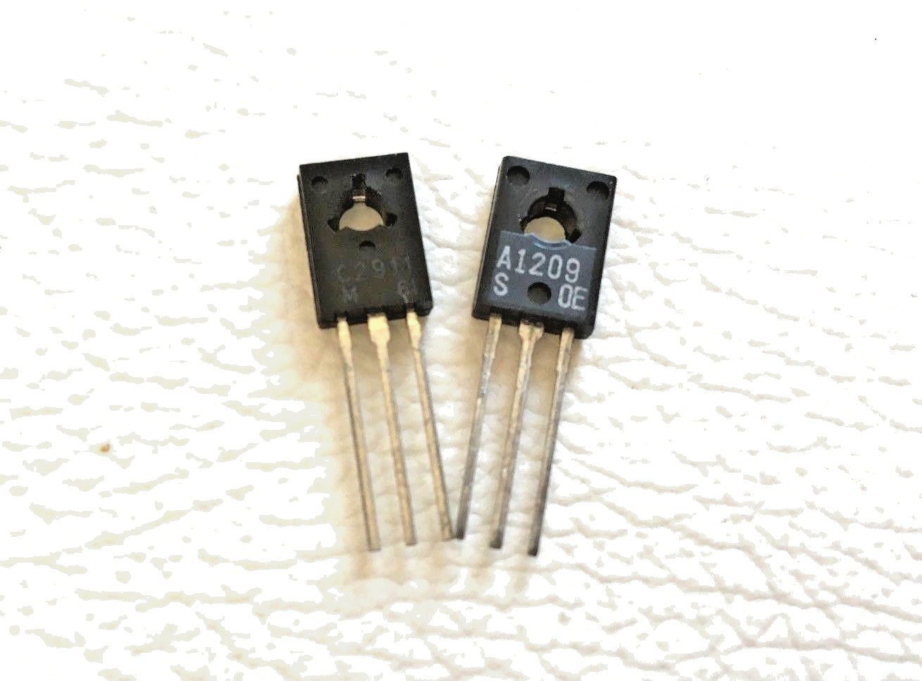 4x 2SA1209 + 4x 2SC2911 4 PAIRS