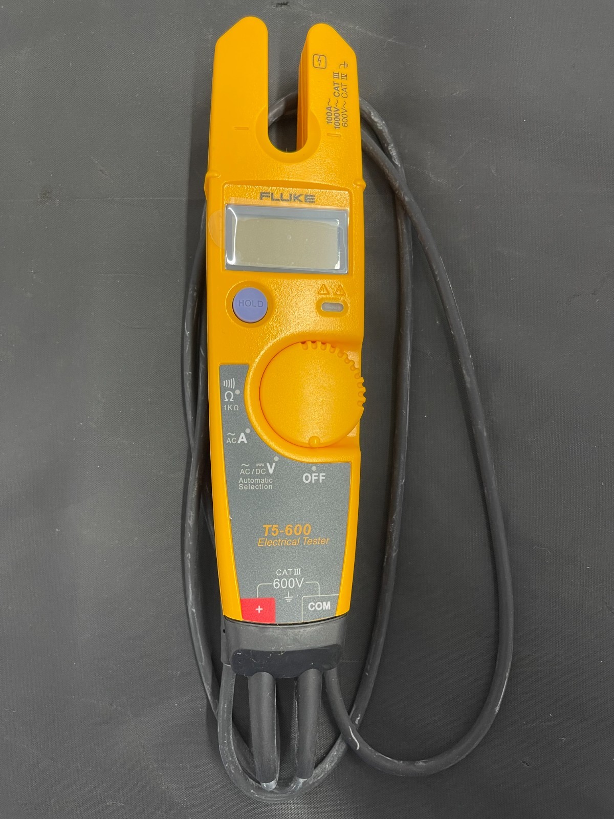 Fluke T5-600 Electrical Voltmeter, Continuity and Current Tester - Open Box