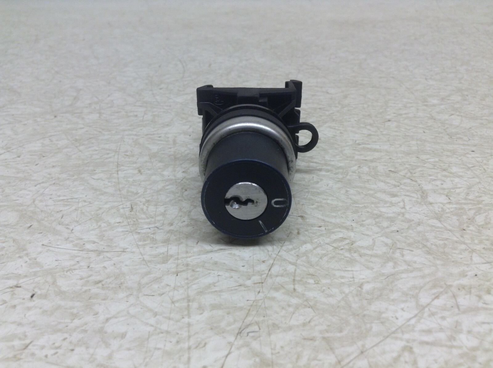 Moeller Klockner E K10 Key Selector Switch EK10 (TSC)