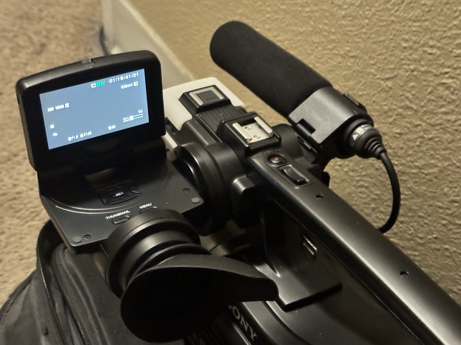 Sony Documentary Camera With Mic
