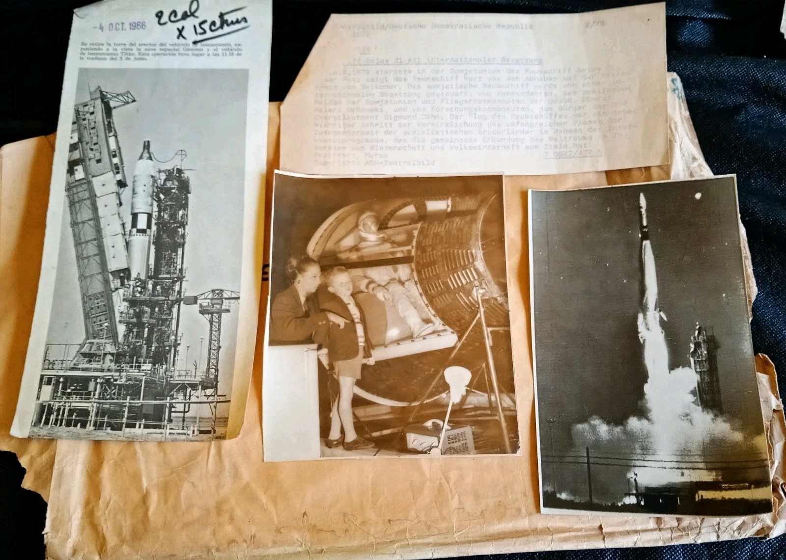 Vintage 1960s NASA Space Program Press Archive - 16 Photos & 5 Negatives - DHL