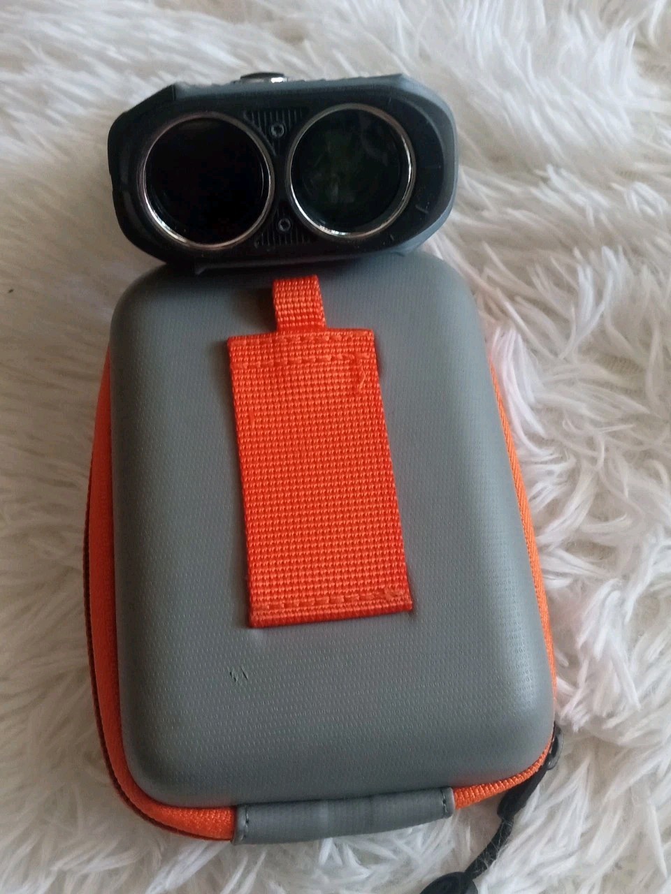 Bushnell V5 Range Finder With Case