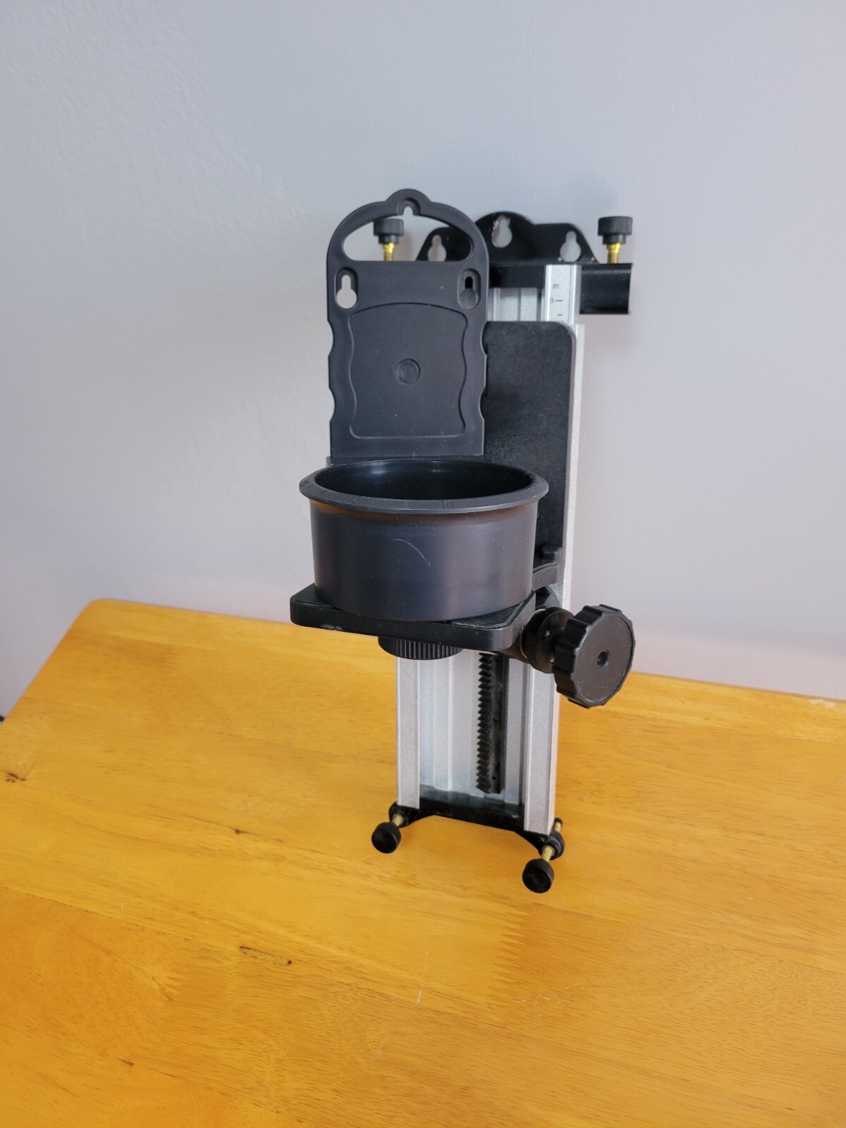 Johnson Level & Tool Laser Level Wall And Ceiling Mount
