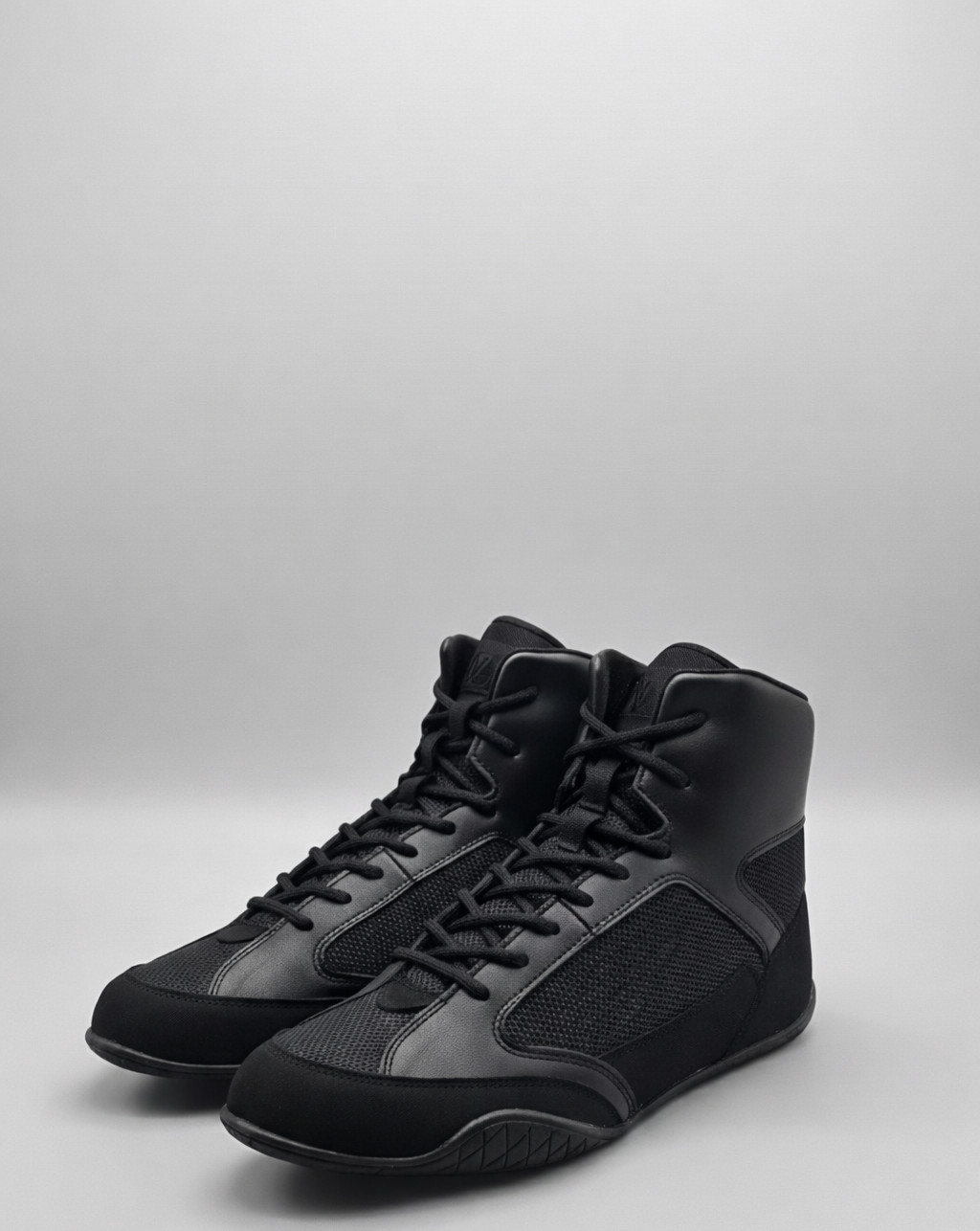Black High Top Wrestling Shoes Men Combat Sports MMA Boxing Training Lightweight