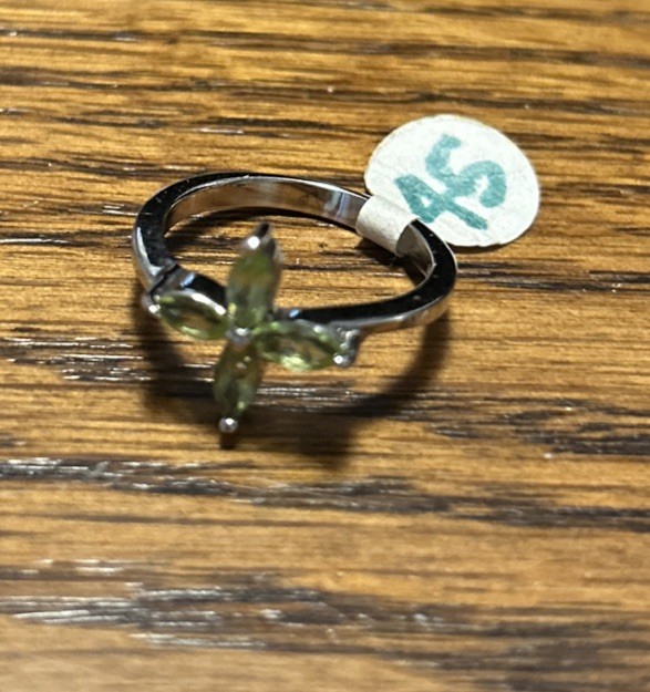Peridot Ring Sterling Silver Size 7