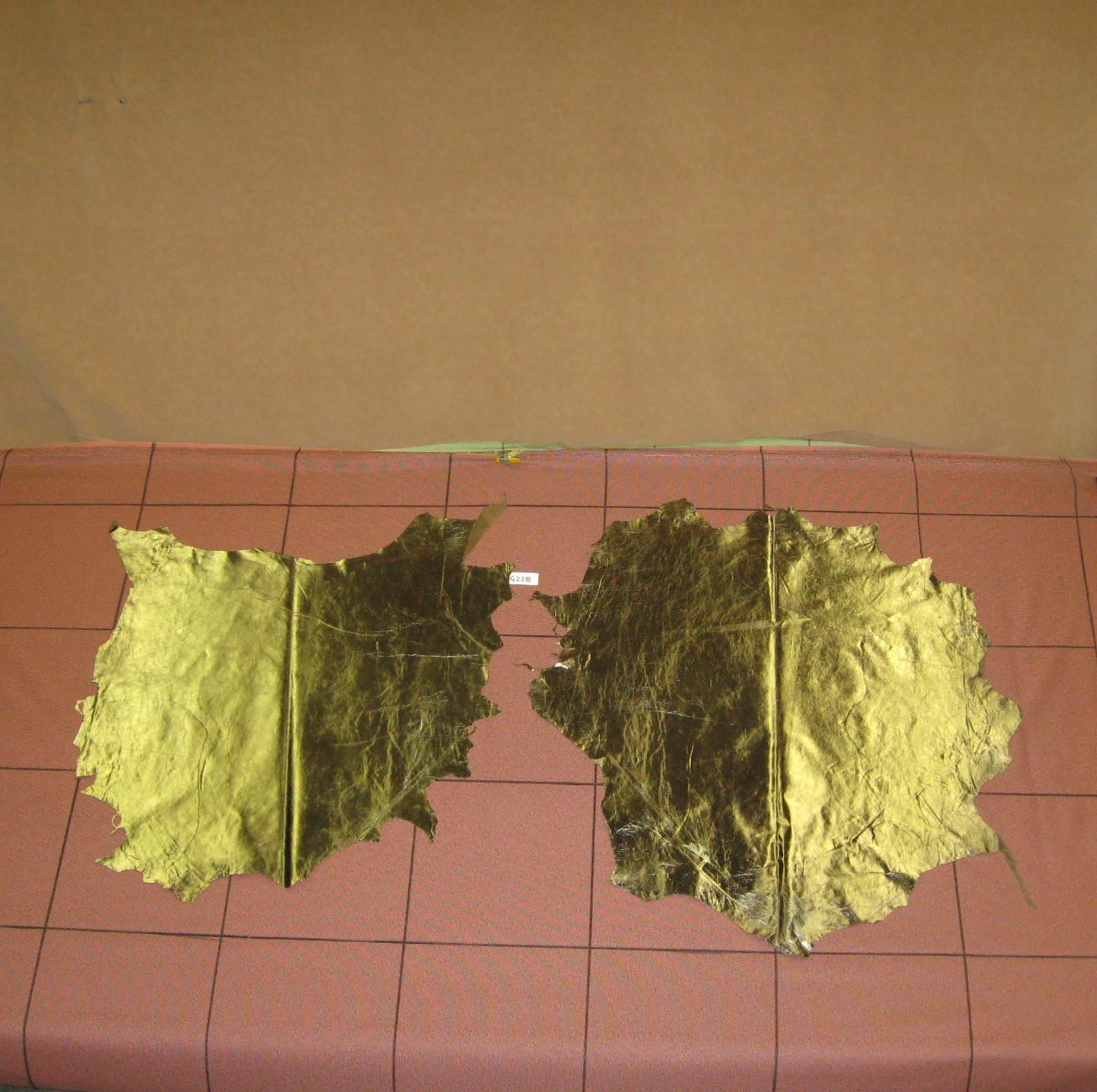 23 sf. Copper thin Garment Hide Leather Skin  G22BZ