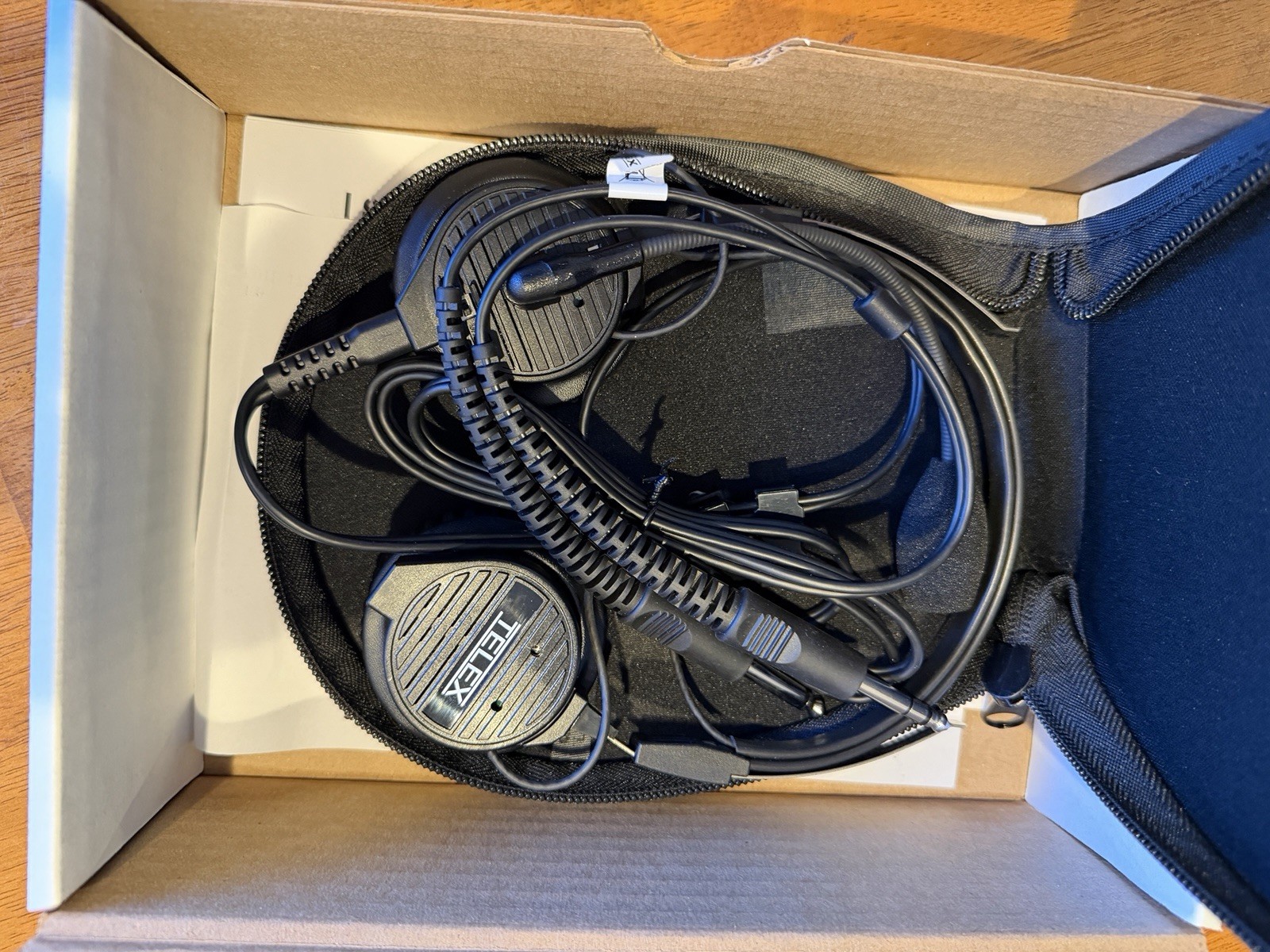 Telex Airman 850 Aviation Headset Dual Plug