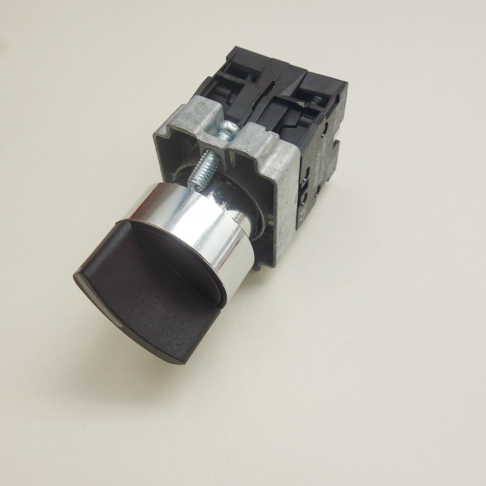 2PCS 22mm Select switch 3 Position Fits XB2BD33 Selector Switch Maintainted