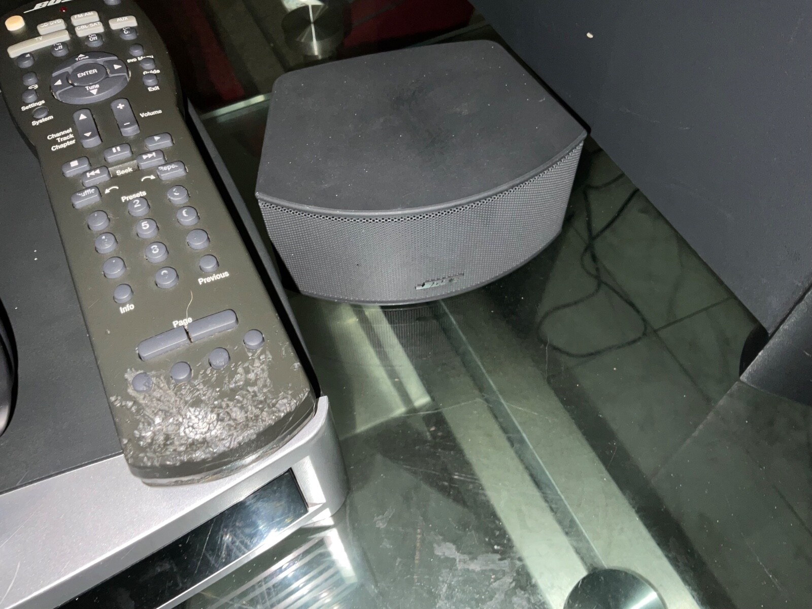BOSE AV3-2-1 Series III DVD/CD Media Center W Powered Speaker System Tested