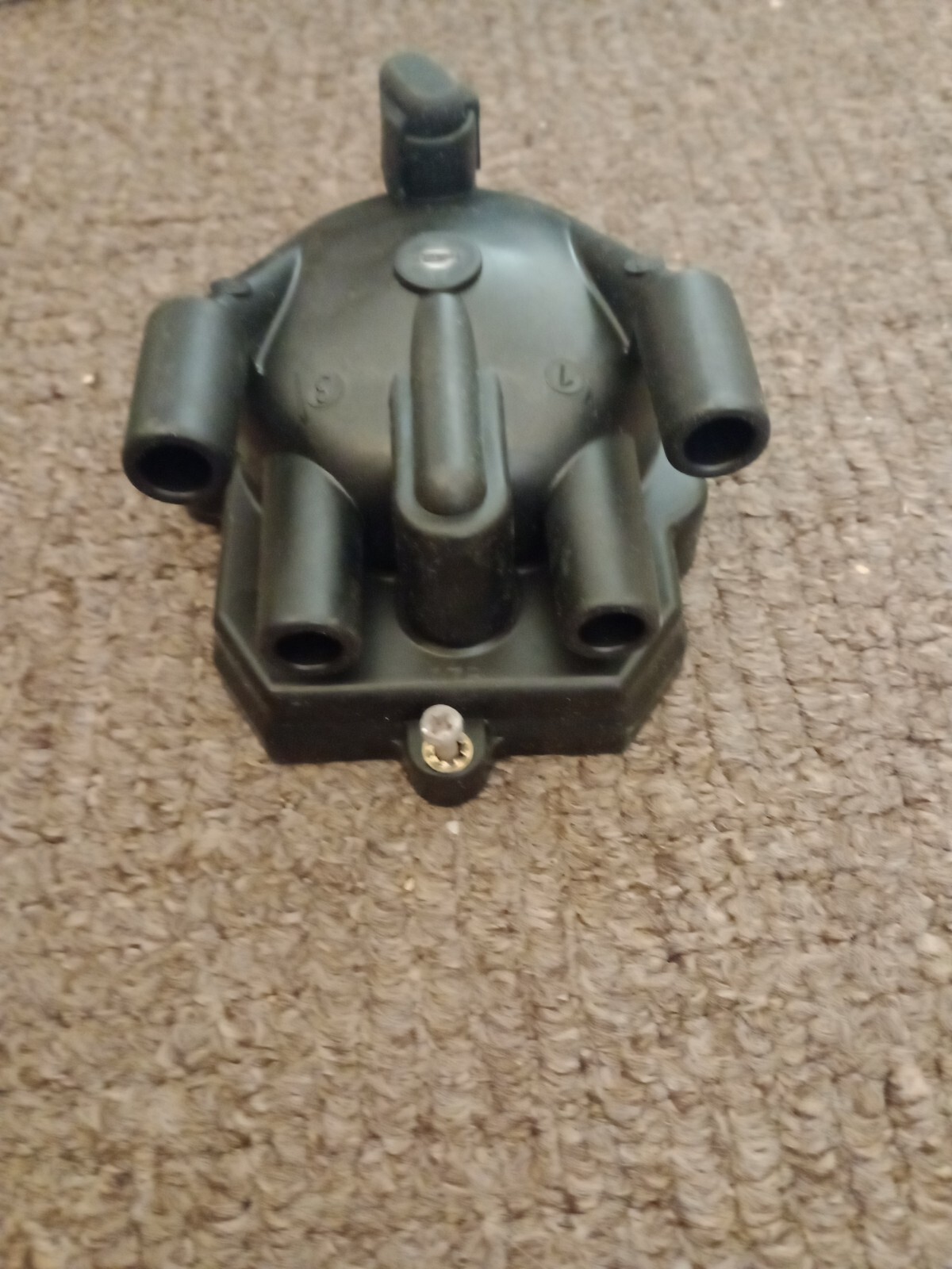 New Distributor Cap Fits Mazda 626 Mx-6 (XD348)