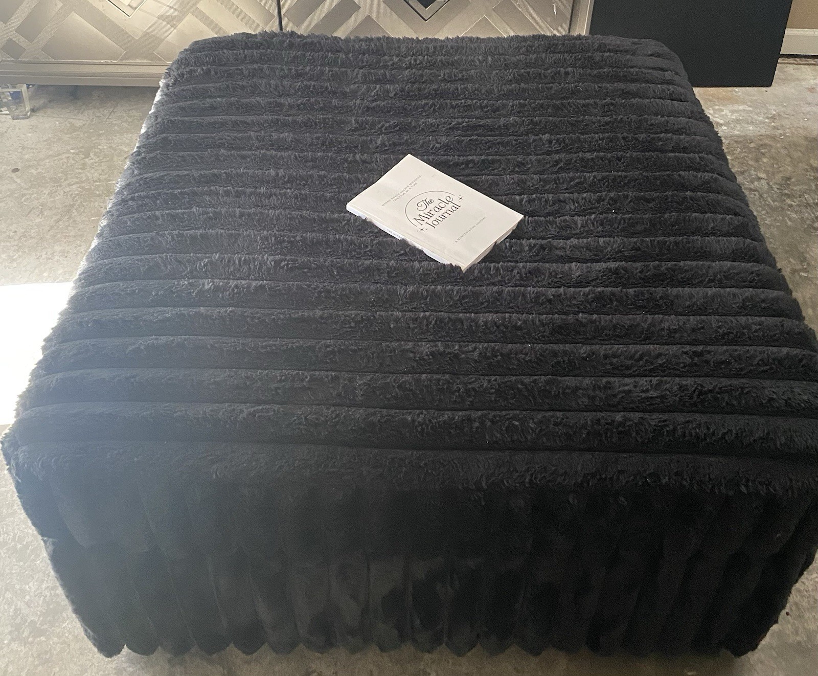 Ashley Furniture Midnight-Madness Onyx Oversized Accent Ottoman