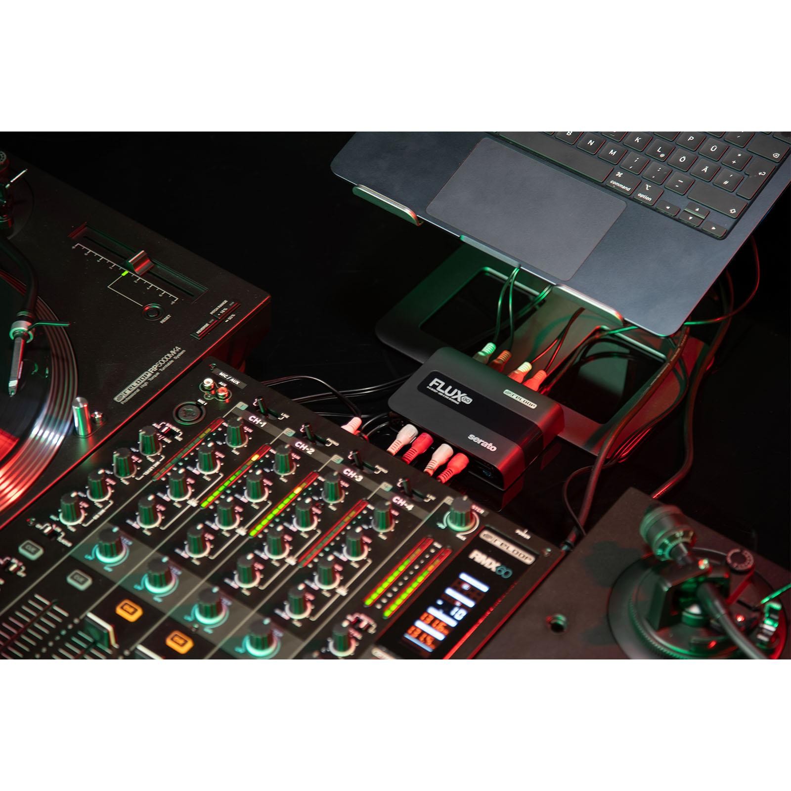 Reloop Flux Go Pocket-Sized 2-Channel (4x4) USB-C DVS Audio Interface w Case