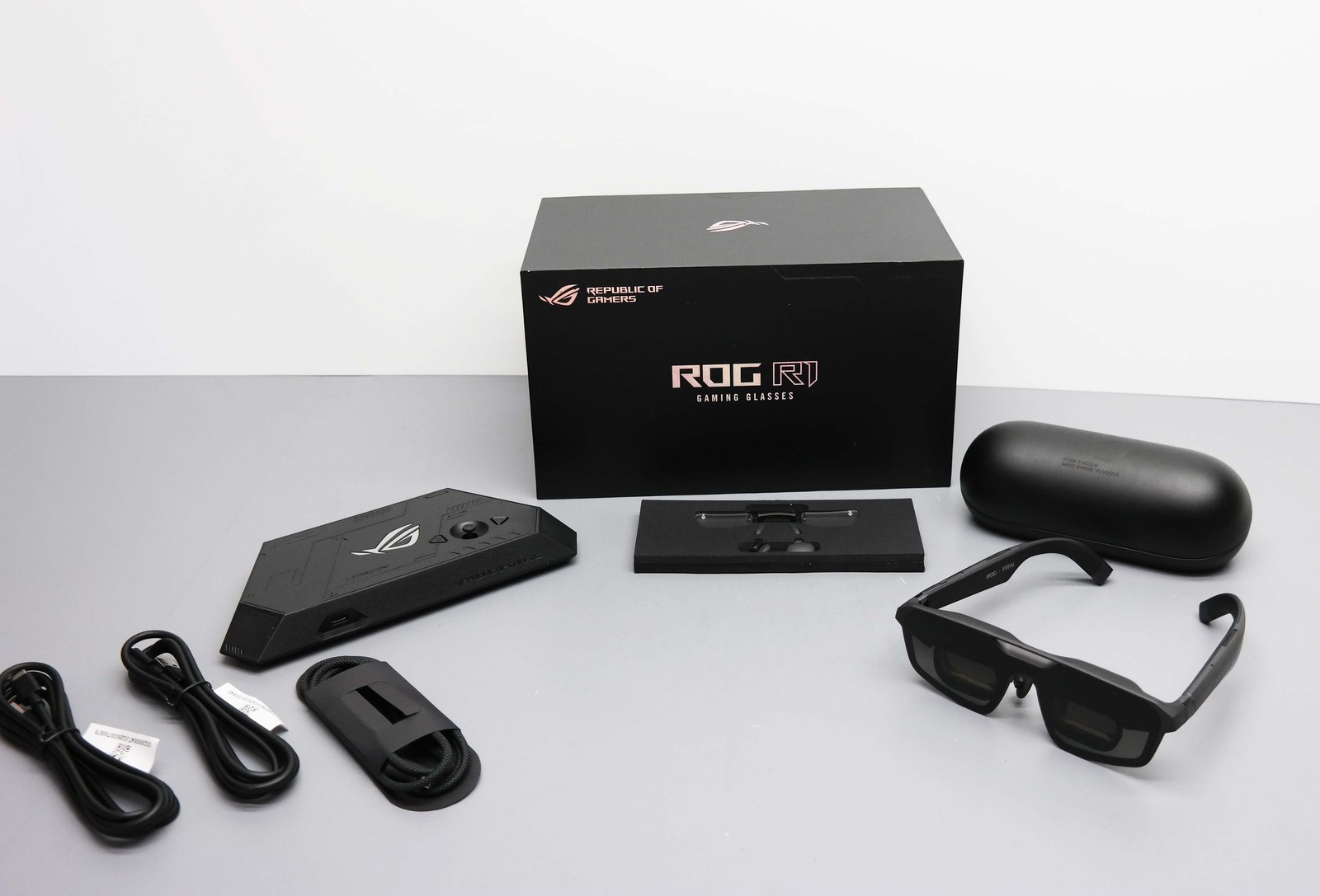 ASUS ROG XREAL R1 Gaming AR Glasses 1.71" FHD 240Hz