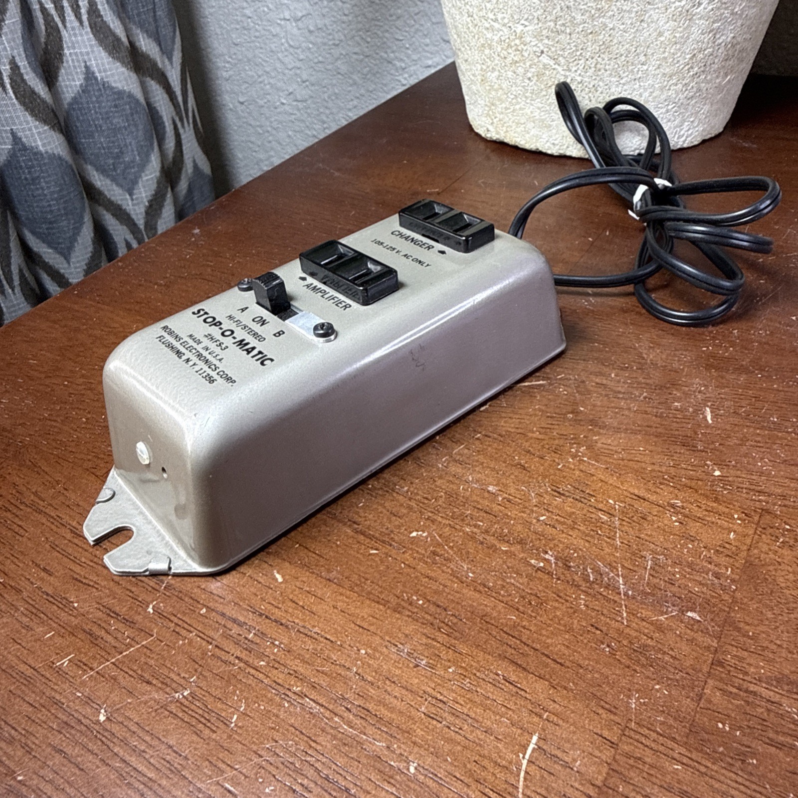 Stop O Matic Switch, Turntable, Amp # PS-3, Robins Electronics Corp, Flushing NY