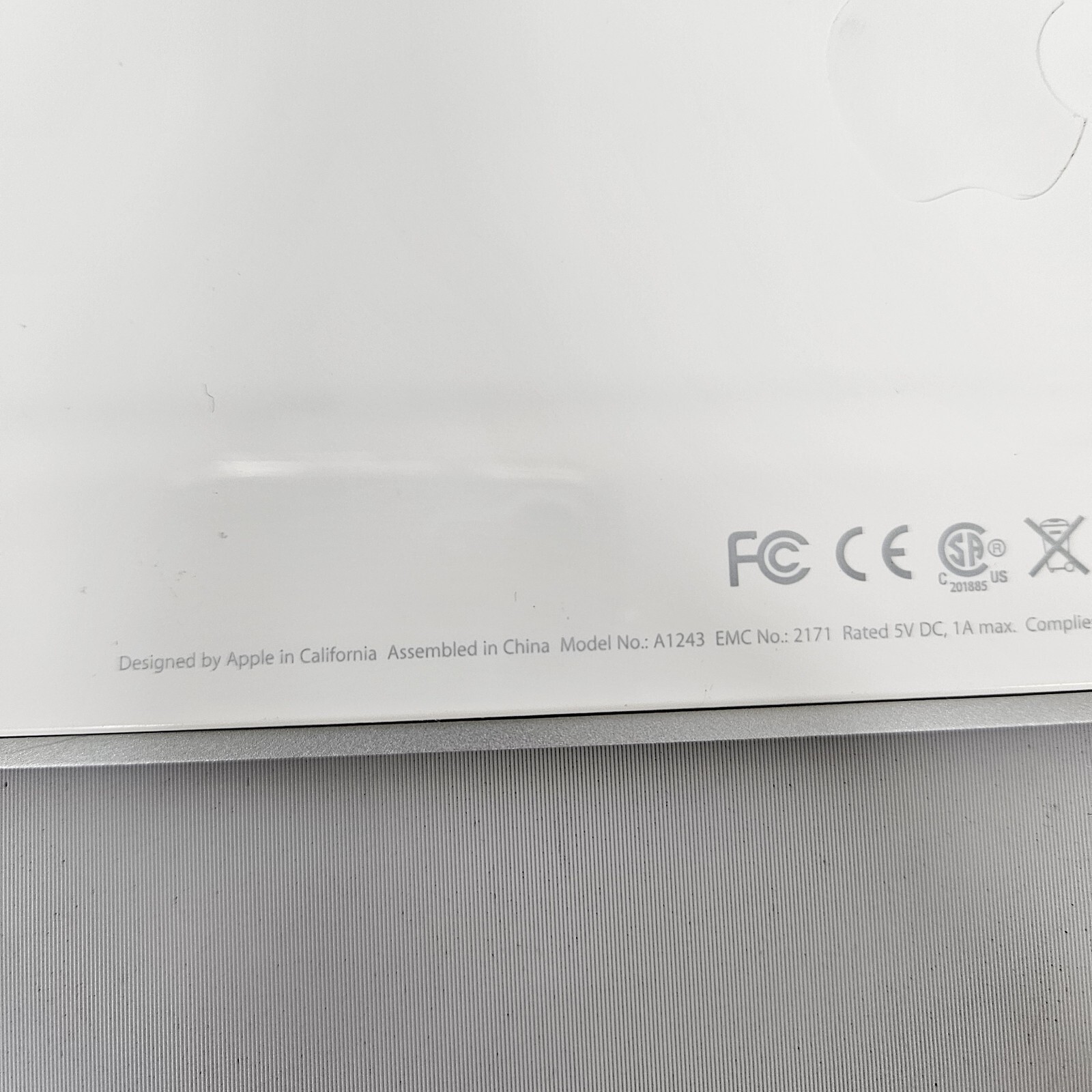 Apple A1243 Wired Mac Standard USB Keyboard w/ Numeric Keypad White EUC Tested