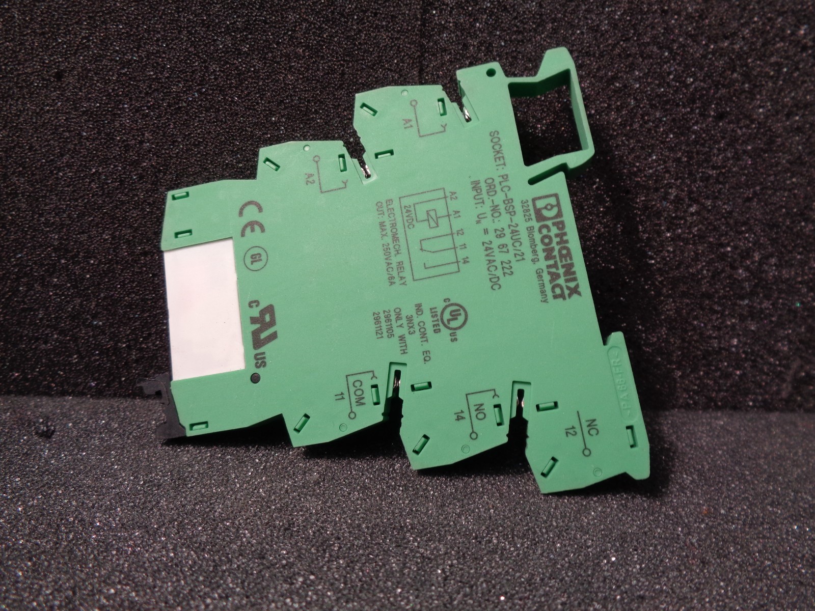 PHOENIX CONTACT Relay Module PLC-RSP- 24UC/21(2966485) LOT OF 2