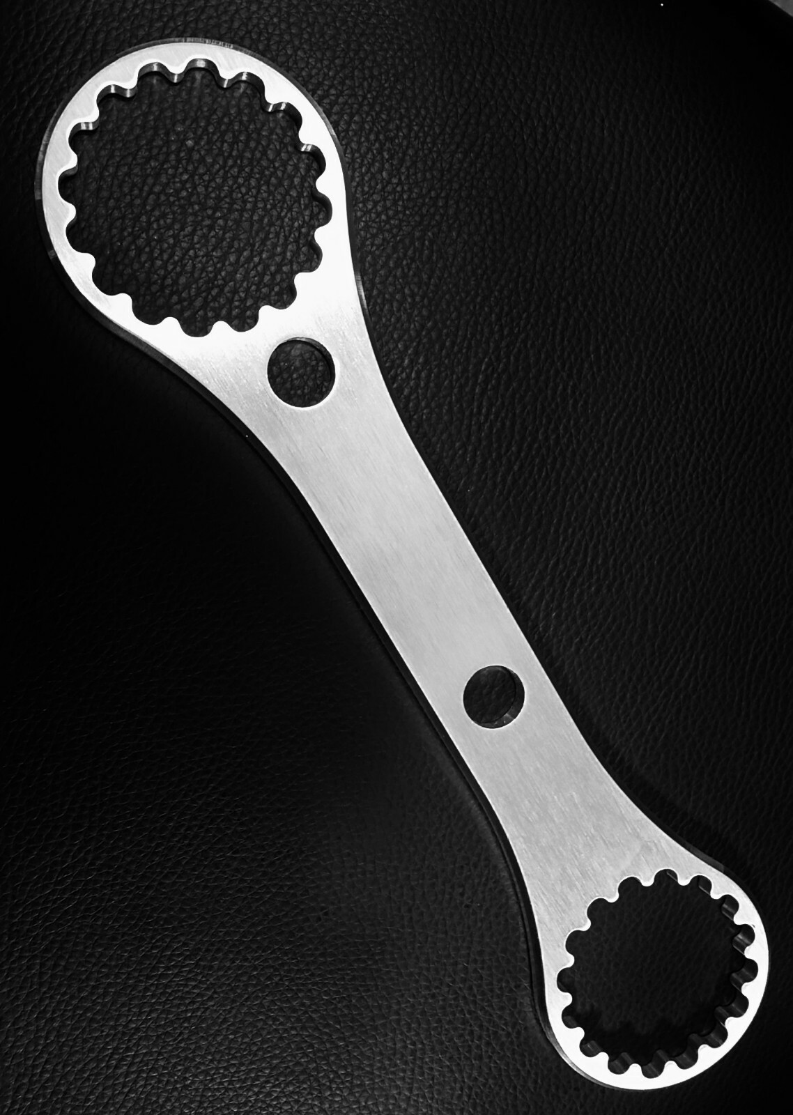 Wheels Manufacturing Bottom Bracket Tool for 48.5mm + 44mm 16 notch- Wrench,BB