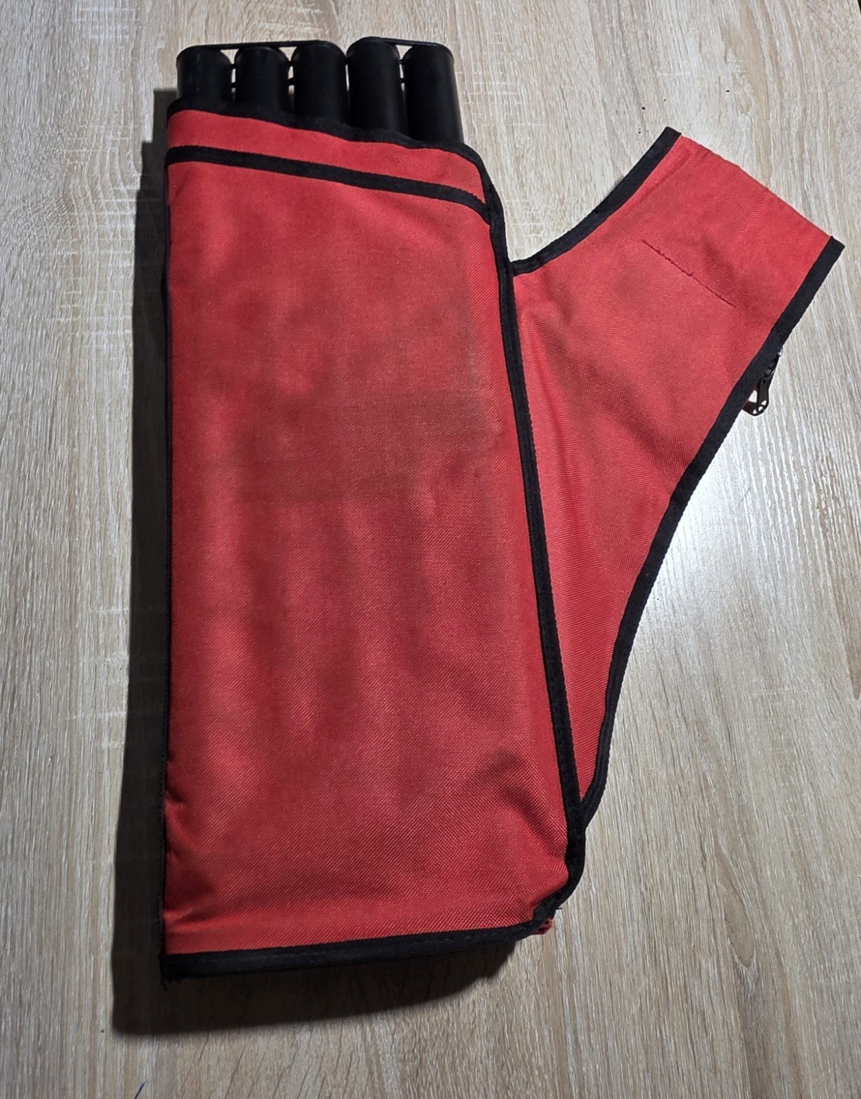 October Mountain Products Red Hip Quiver
