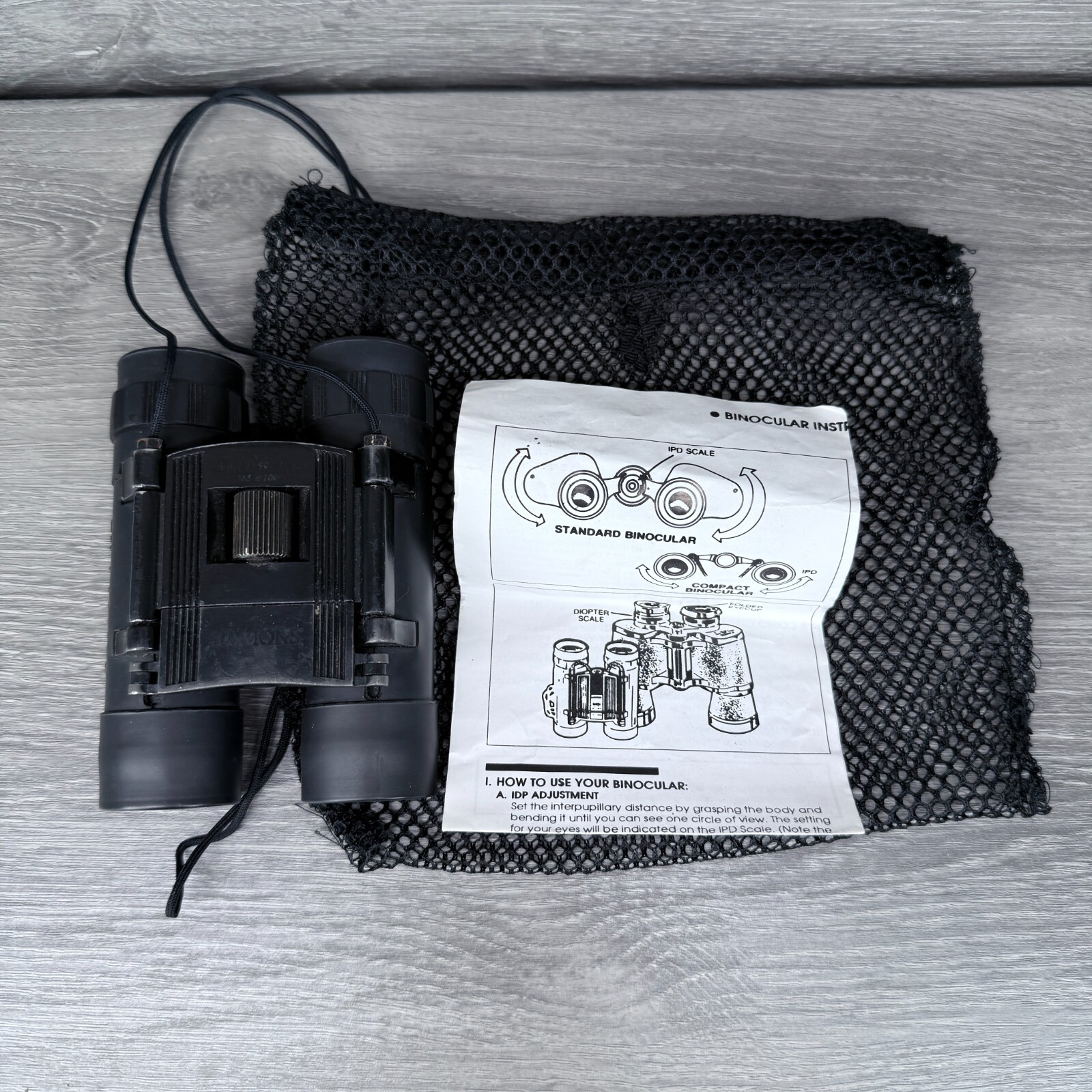 Simmons Compact Binoculars Folding SCL #1159 288 Ft @ 1000 Yards w/ Mesh Bag