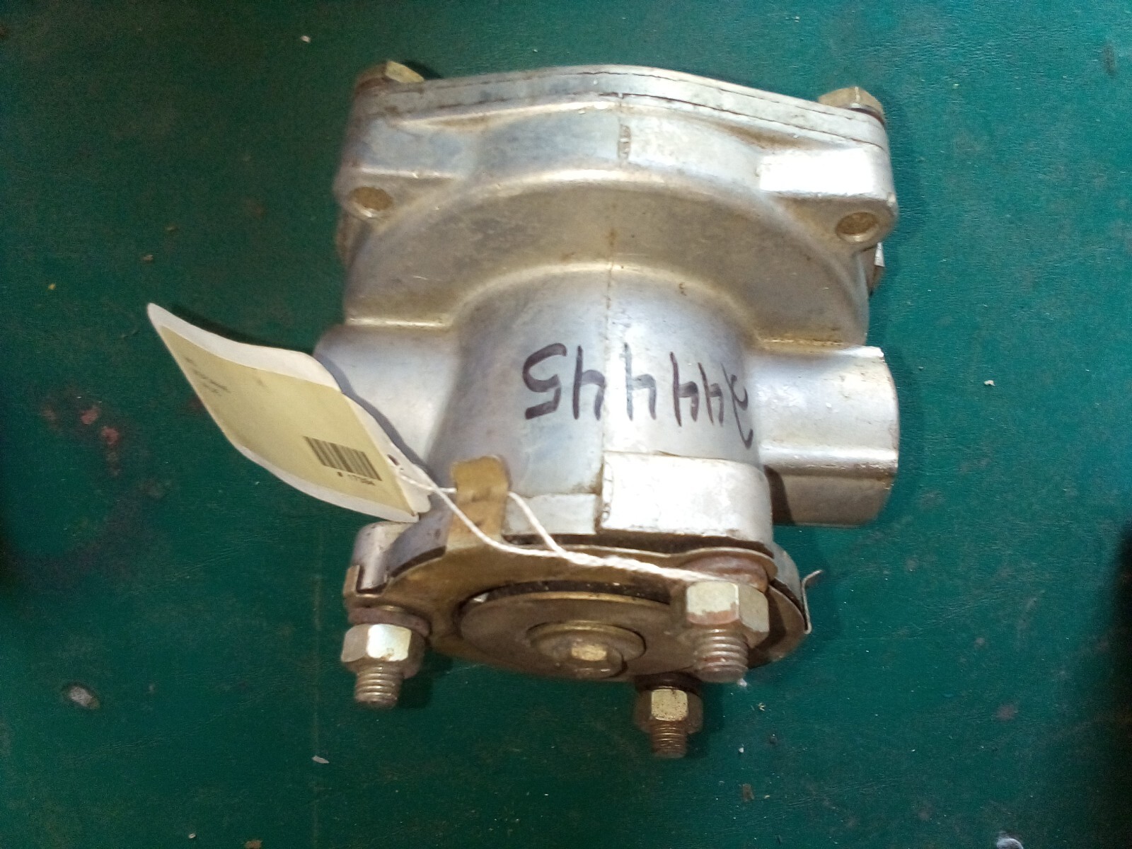 New OEM Bendix Air Brake Foot Valve for Mack 20QE379P2