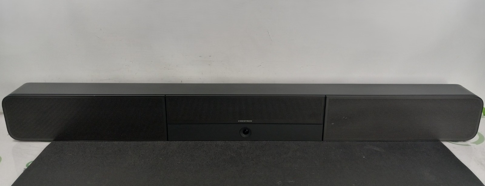 Crestron UC-SB1-CAM-FLEX UC Video Conference Smart 44" Soundbar and Camera