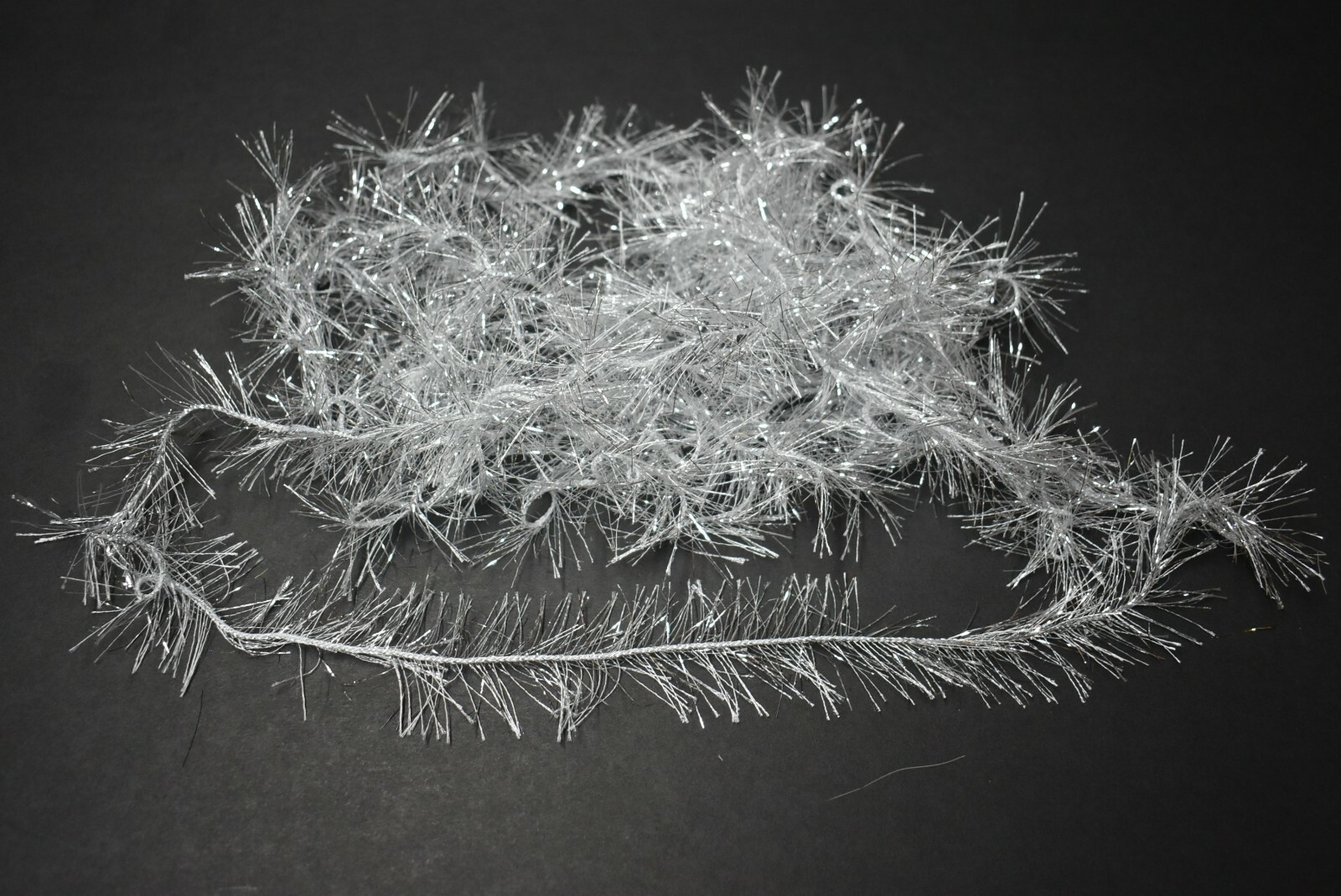 4  Yards  SILVER DAZZLE Crystal Ice Hackle Feather Replacement for Fly Tying