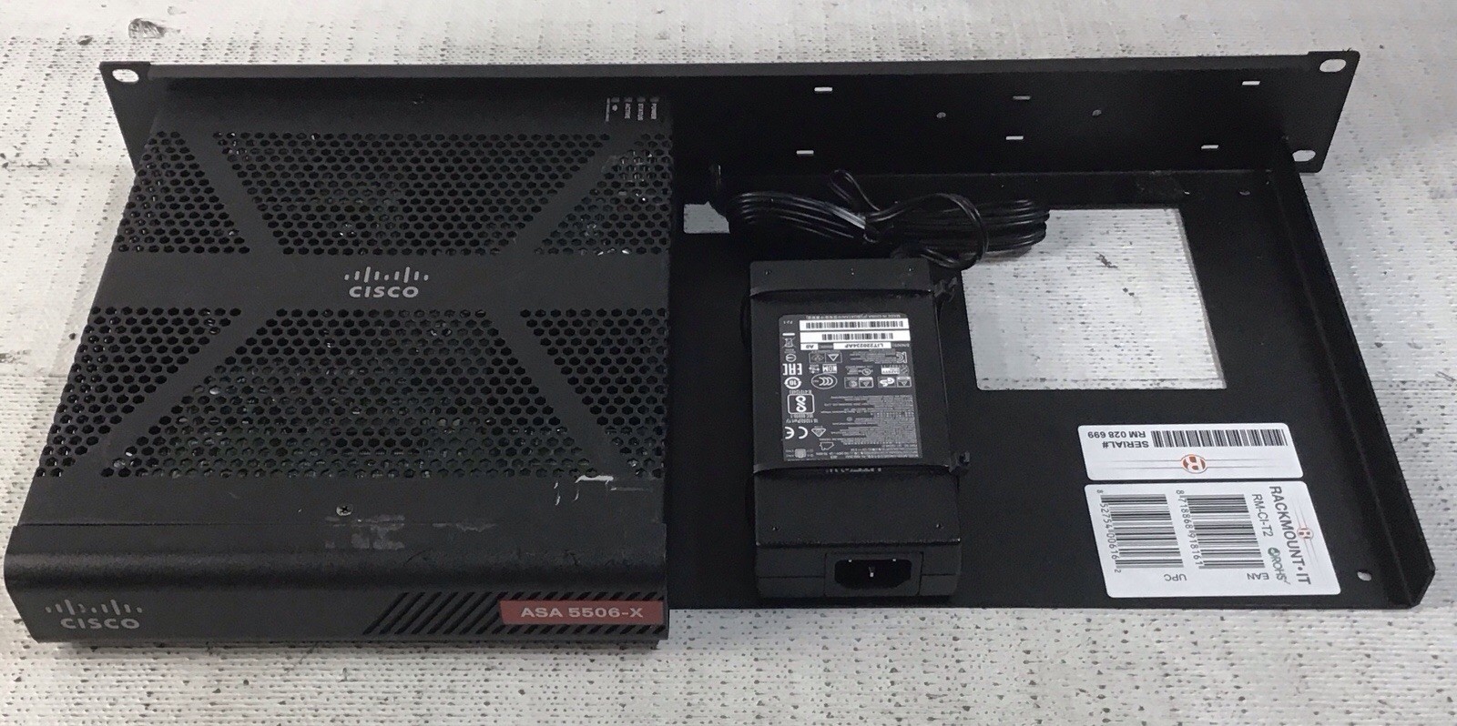 Cisco ASA5506-X Network Security Firewall Appliance w/ AC Power Adapter & Rack