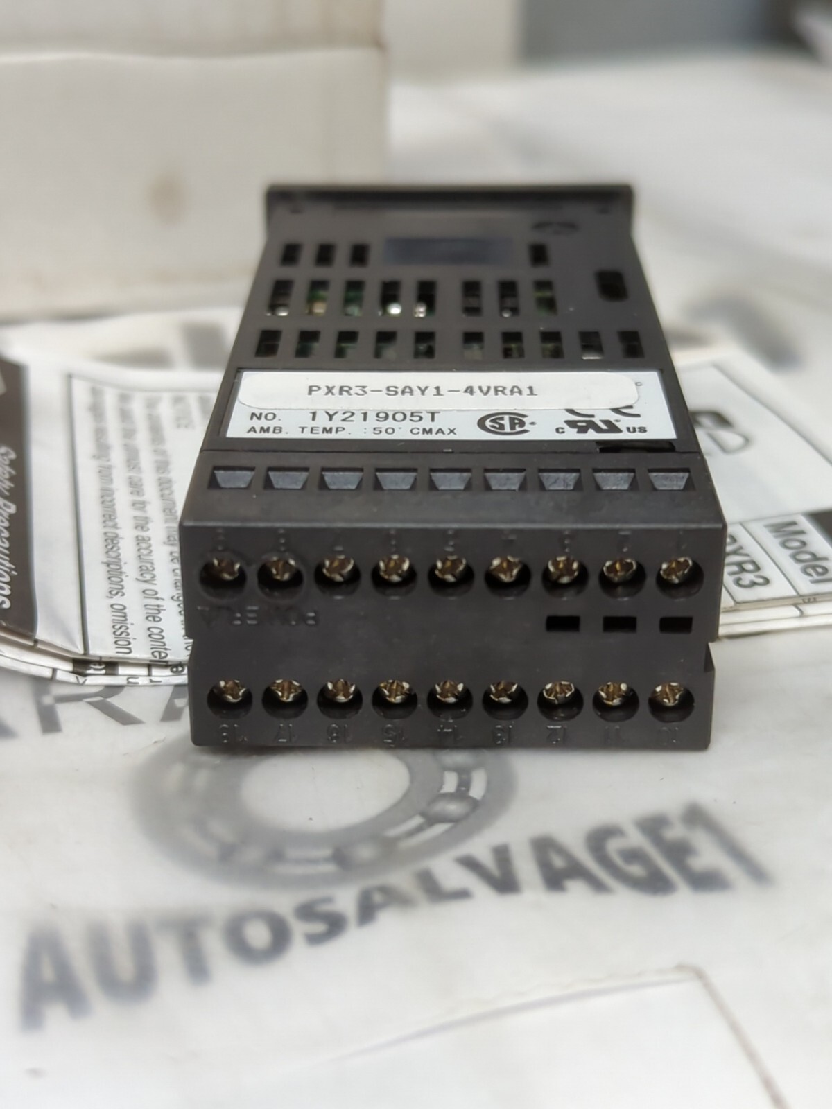 FUJI ELECTRIC,PXR3-SAY1-4VRA1,TEMPERATURE CONTROLLER NEW