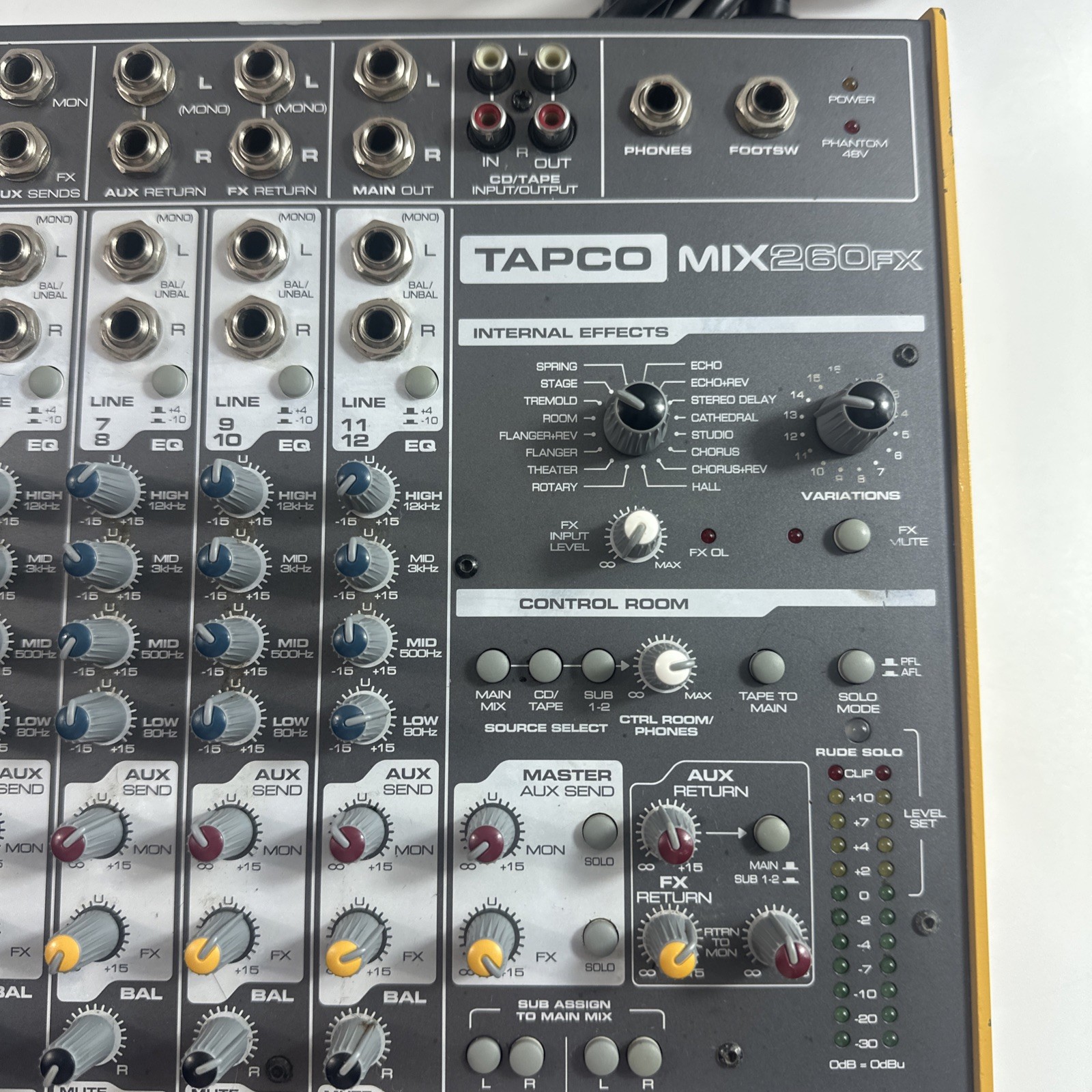 Tapco MIX260FX Compact Mixer —Works, GC
