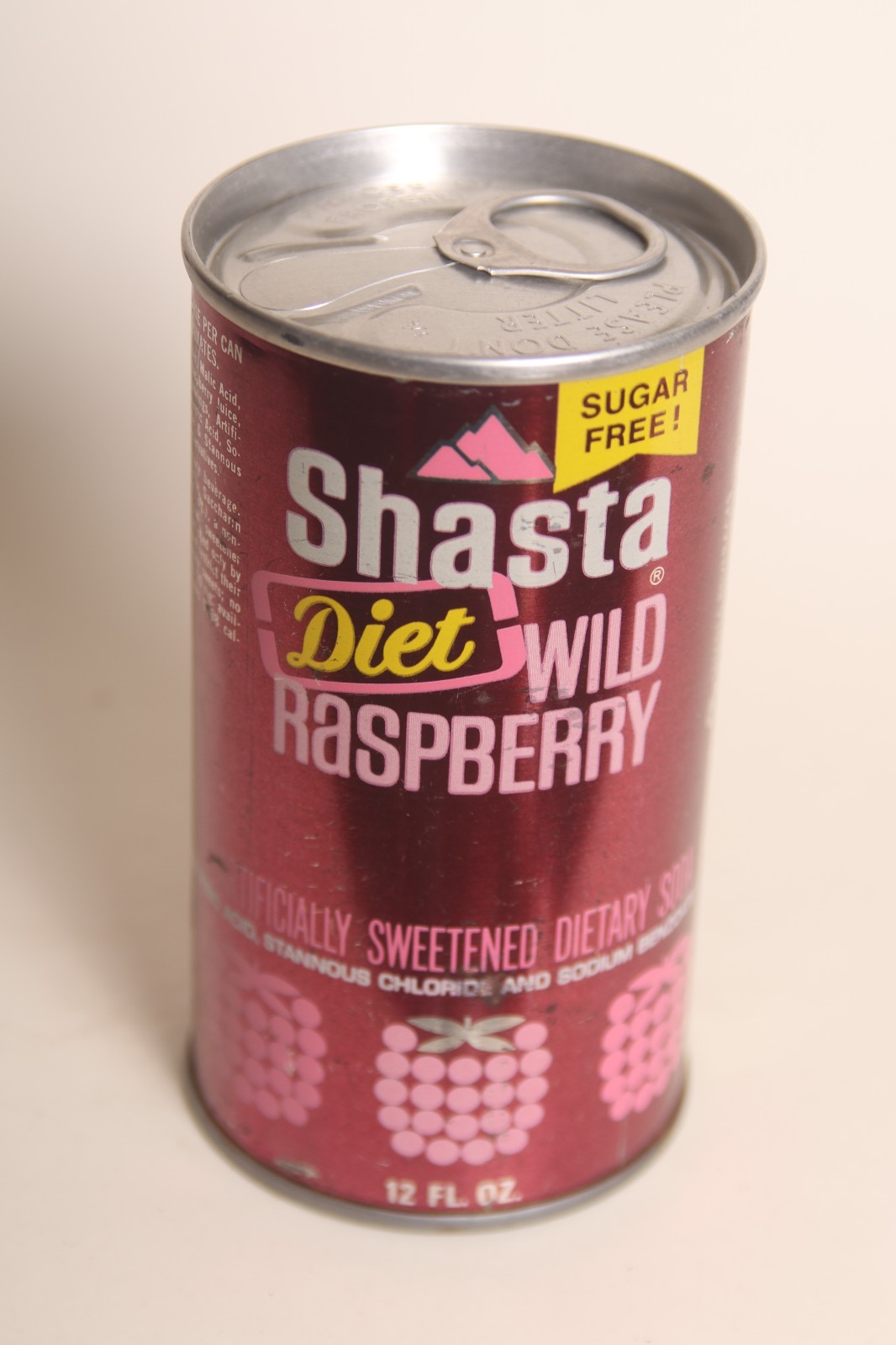 Shasta Diet Wild Raspberry  soda can - 12oz