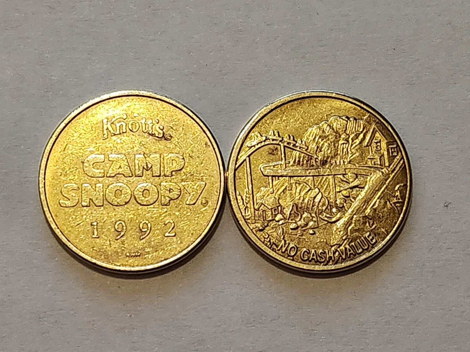 Camp Snoopy Token - Knott's Berry Farm 1992