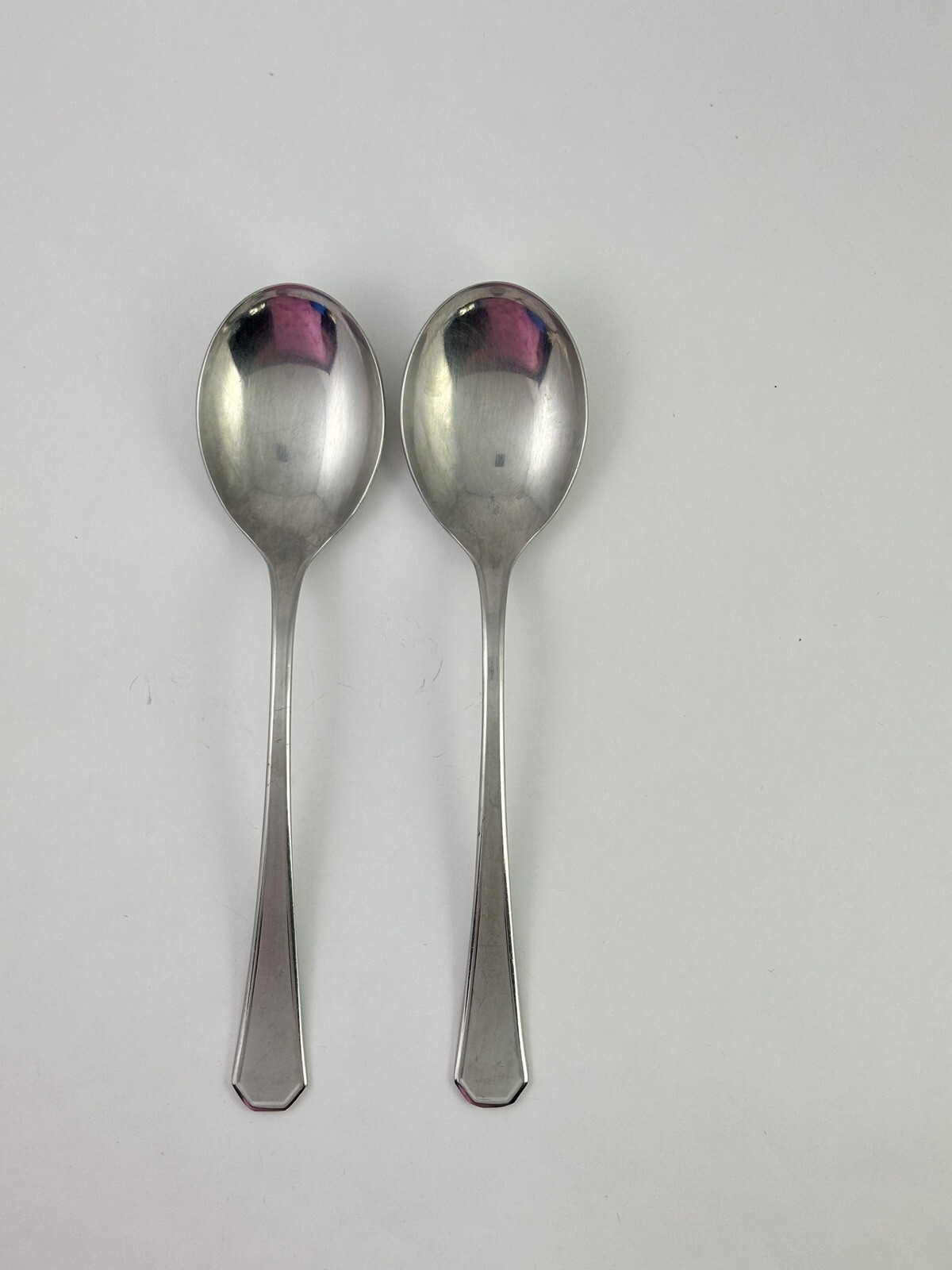 Pintinox Stainless Flatware 18/10 Outlined Edge Oval Soup Spoon  7"