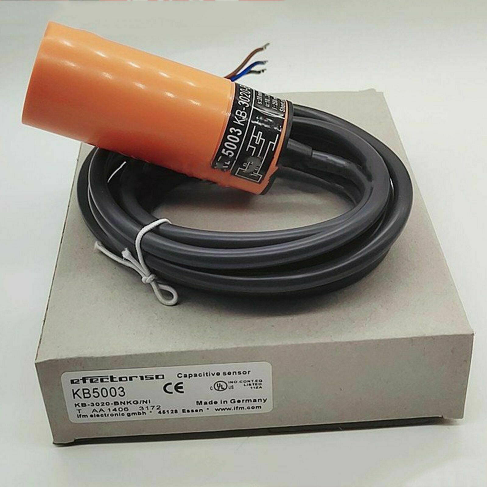 IFM KB5003 KB-3020-BNKG-NI Proximity Switch New #