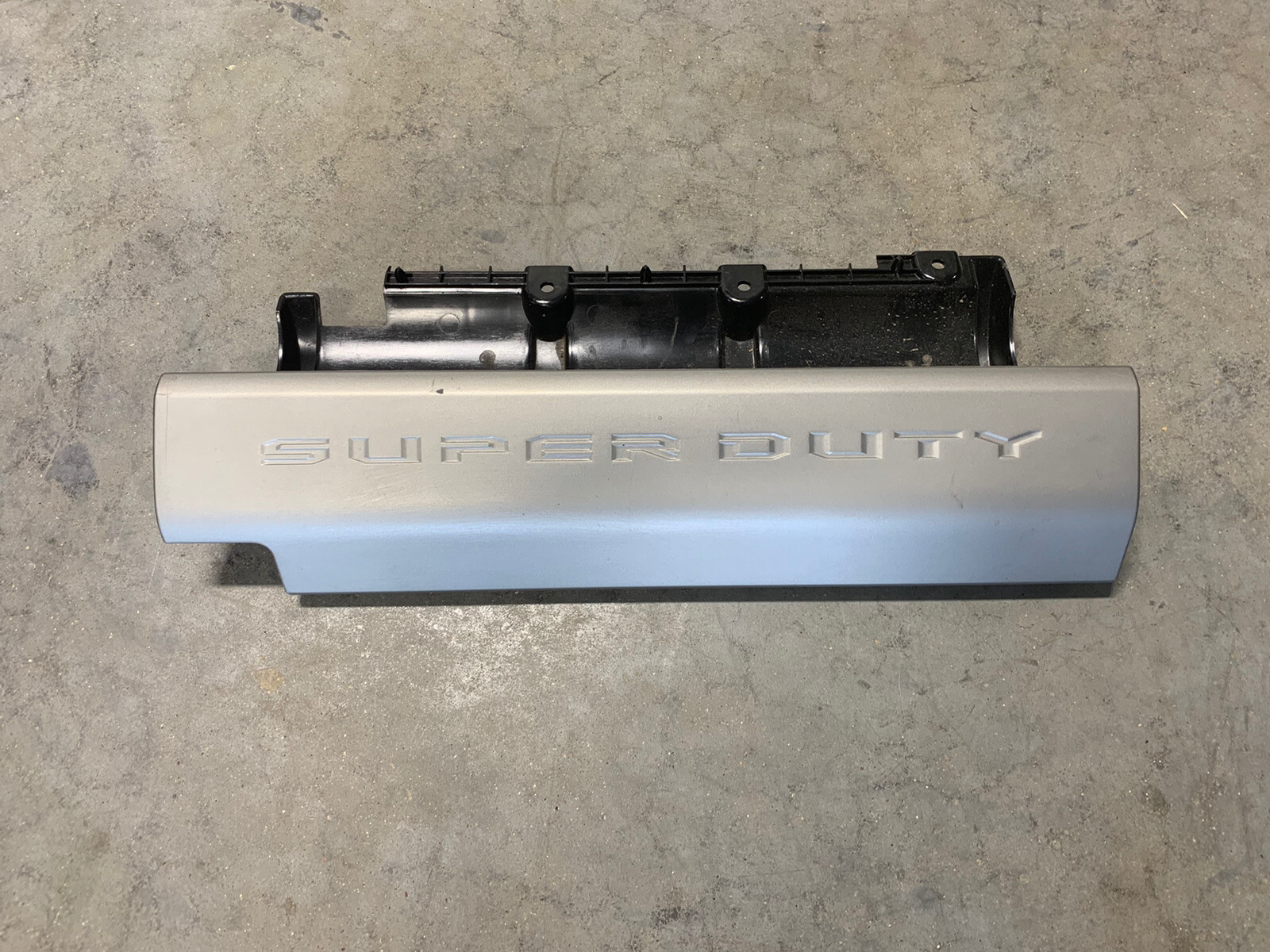 USED OEM 2017-2019 Ford Super Duty Lariat Glove Compartment Box Storage Box Door