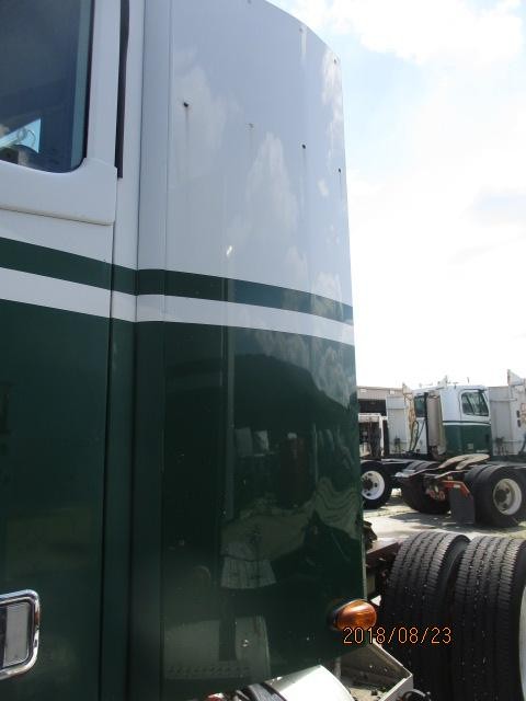 Replaces 2005 FREIGHTLINER COLUMBIA 112 CAB EXTENSION ,  OH