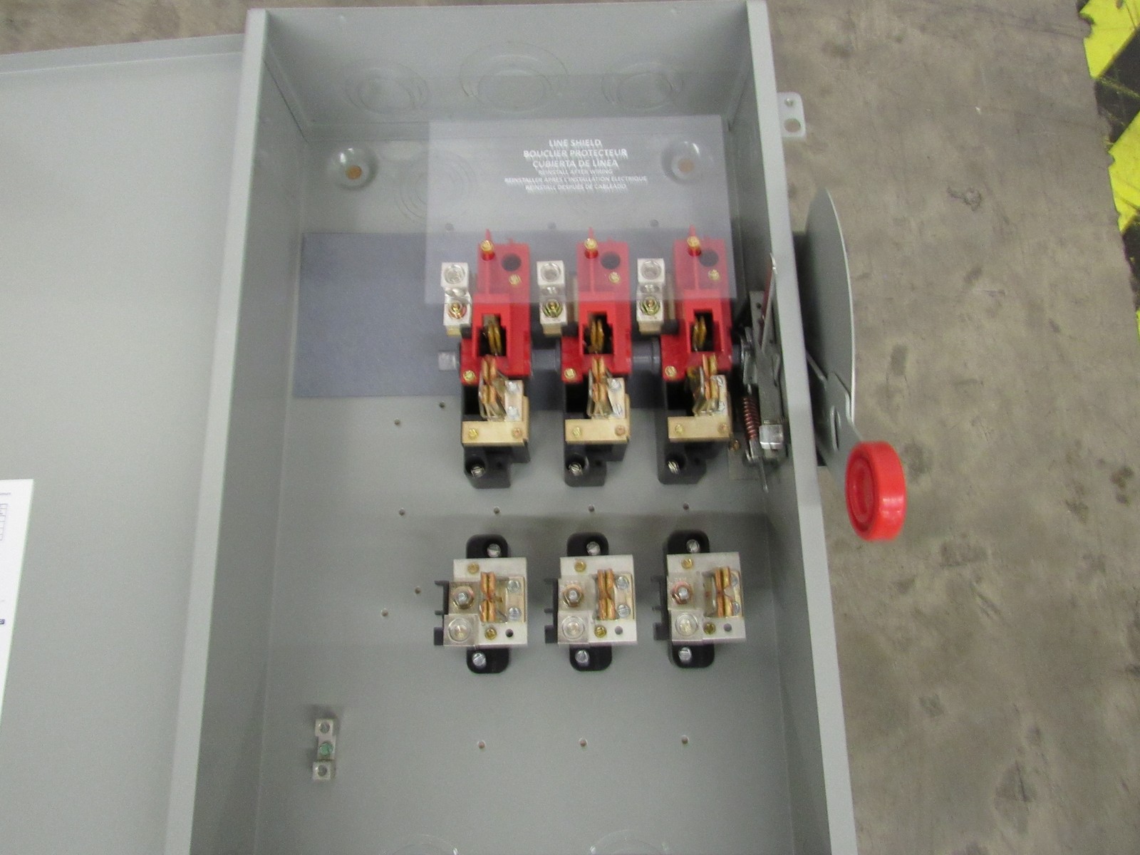 Eaton DH324FGK Safety Switches