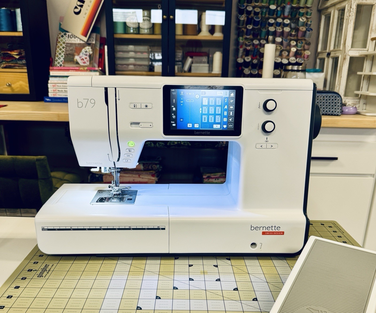 Bernina Bernette B79 Computerized Sewing and Embroidery Machine - LOW HOURS