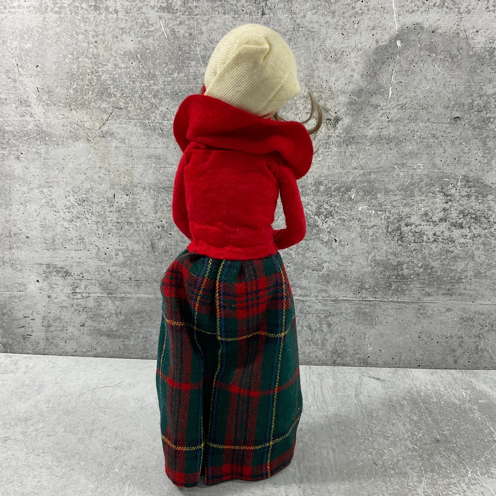 Vintage Byers Choice Christmas Female Caroler