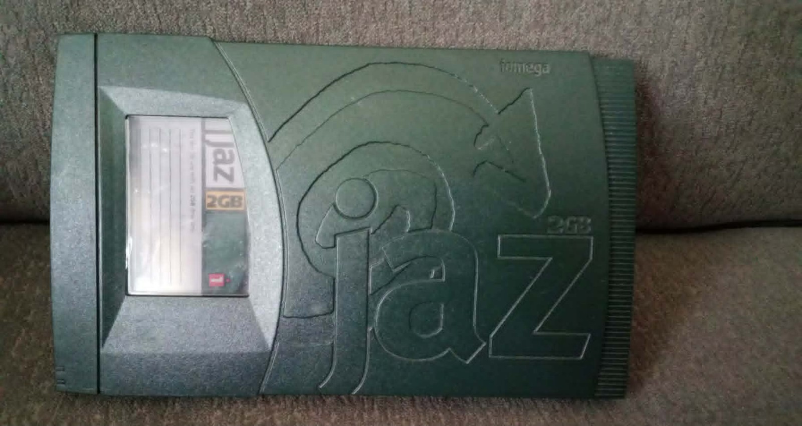 IOMEGA JAZ DRIVE 2GB MODEL V2000S EXTERNAL DRIVE DISK