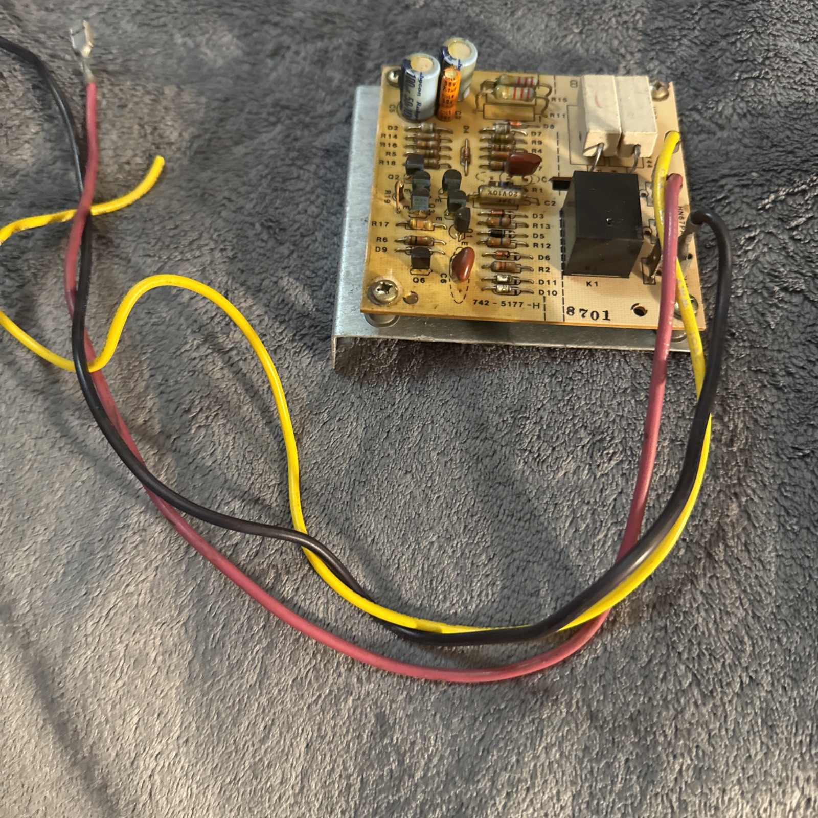 Carrier Time Delay Relay Part # HM67PA025 OEM