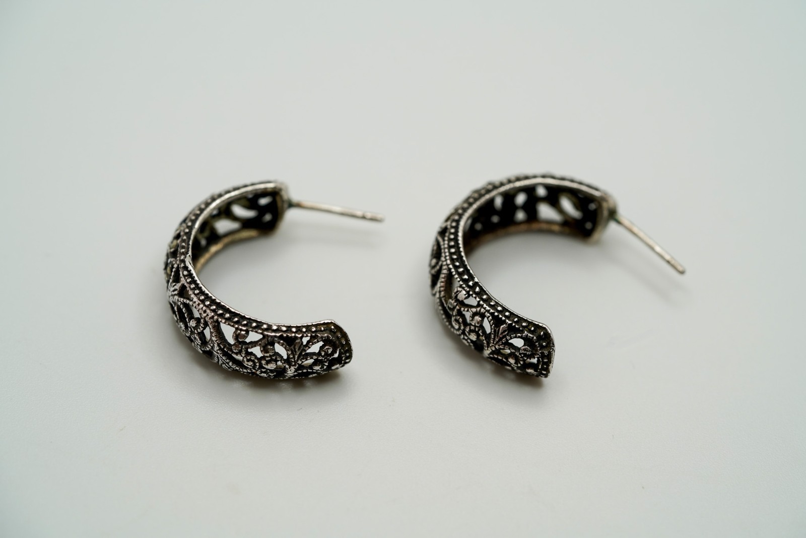 Vintage Sterling Silver Hoop Earrings 2.4cm EB3