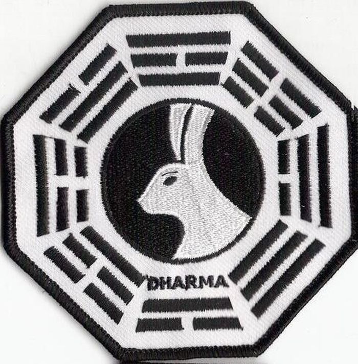 LOST TV SHOW  PATCH - LOOKING GLASS LOGO - LST11