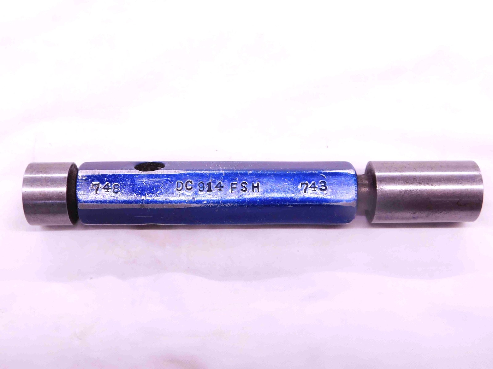 .7430 & .7480 PIN PLUG GAGE GO NO GO .7500 -.0020 UNDERSIZE 3/4 19 mm .743 .748