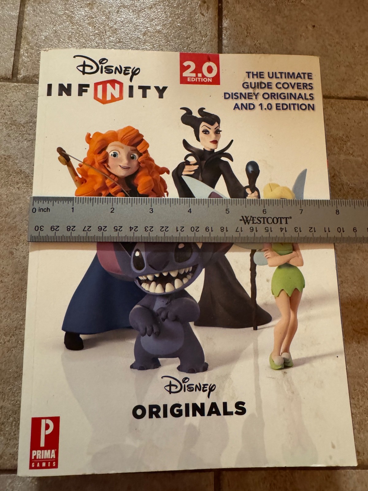 DISNEY INFINITY OFFICIAL GAME GUIDE & 2.0 edition official game guide