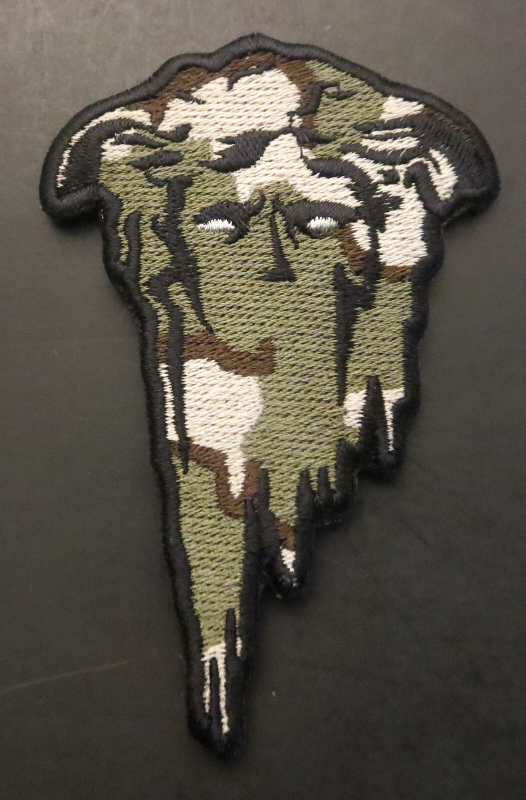 WHITE PHOSPHOR DCU MEDUSA EMBROIDERED PATCH TRI-COLOR DESERT CAMO UNIFORM NEW