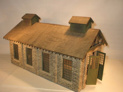 O ,On30 ,On3 ,BIG SPRINGS ENGINE HOUSE ,Resin building kit ,brand new reissue