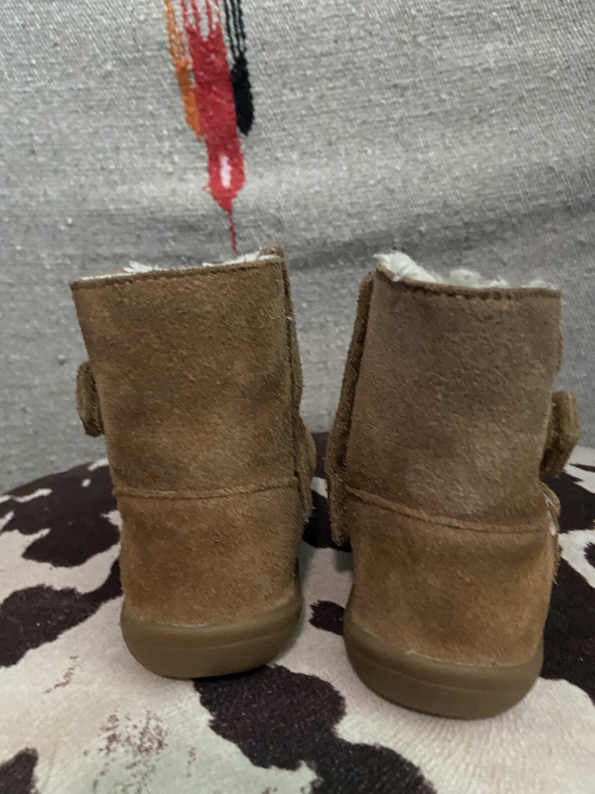 Ugg Kids Keelan Boots Sz 9