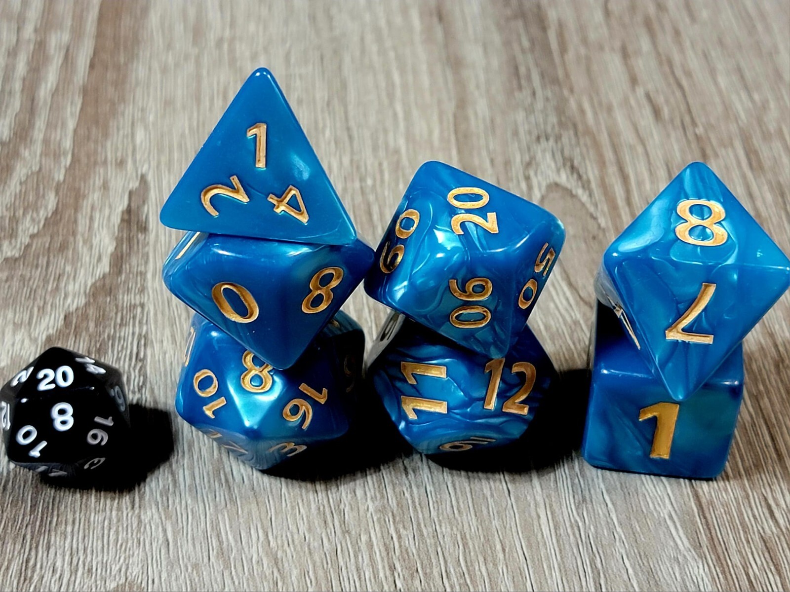 Colossal Blue Marbled 7 Jumbo XL Dice Set Poly RPG DND Dungeons Dragons