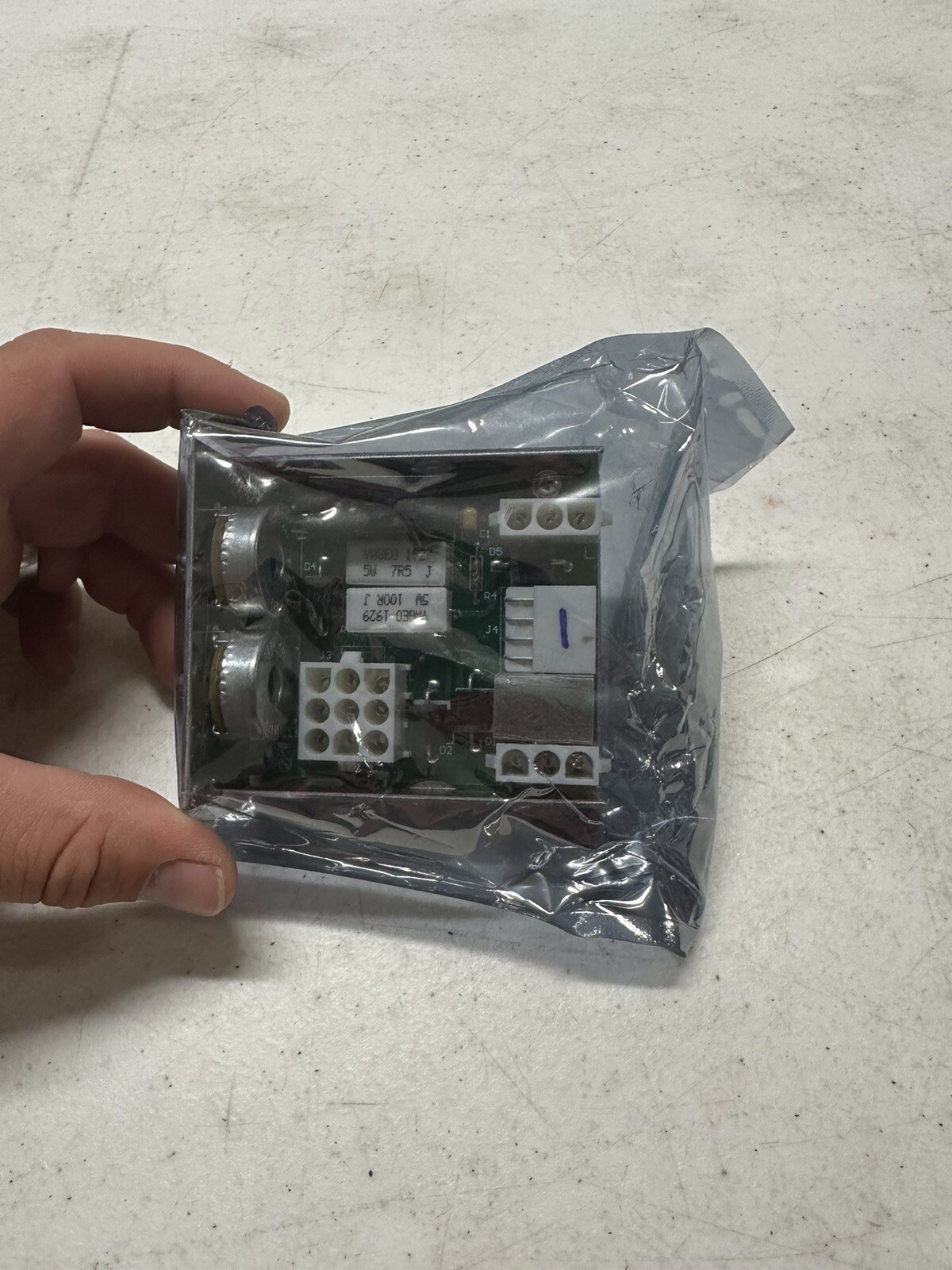 Close Speed Control Module 9 Pin Connector E315835