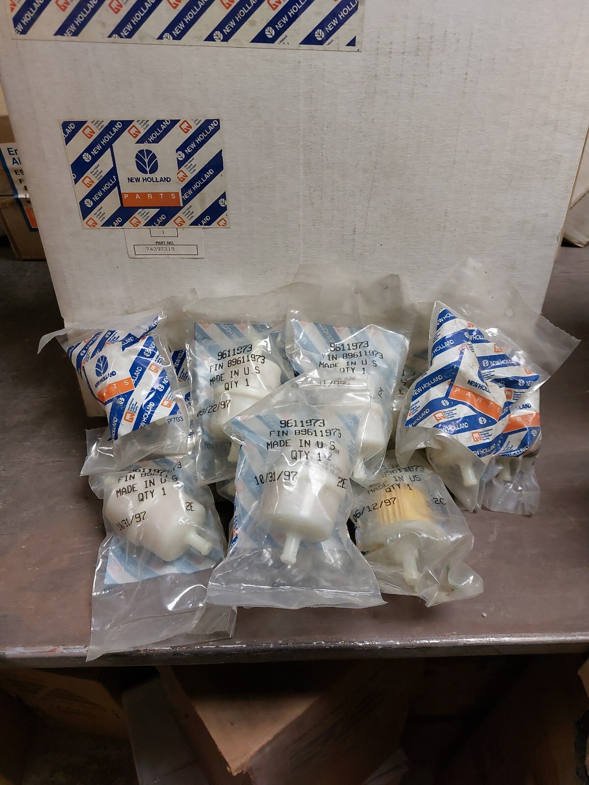 9611973 BF7736 NEW FUEL FILTER FOR NEW HOLLAND LOT OF 13 FITS 264 MODELS.